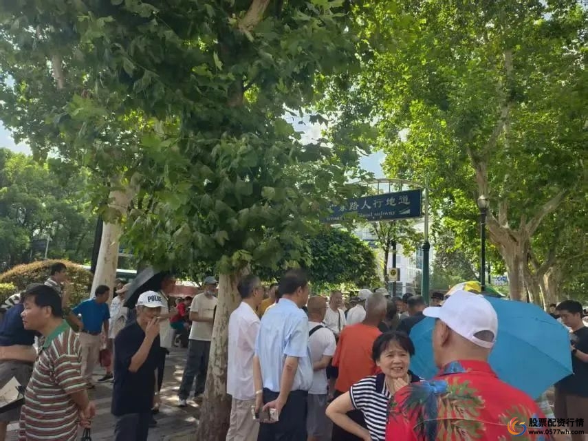 A股股民开户数增长_个人自己炒股怎样开户_股民人均收益分析